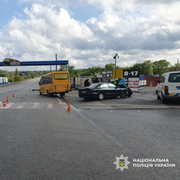 У Харкові внаслідок ДТП постраждали два чоловіка