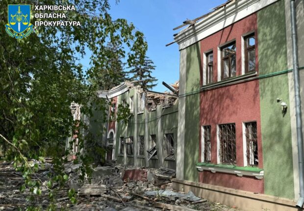 Вночі передмістя Харкова було під масованими ударами БпЛА: одна людина загинула, сім постраждали, серед них дитина
