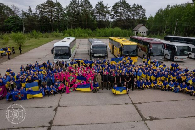 Ще 15 жителів Харківщини повернулися із російського полону