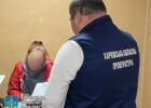 Підпалила релейну шафу «Укрзалізниці» на замовлення: мешканку Харкова викрито на диверсії