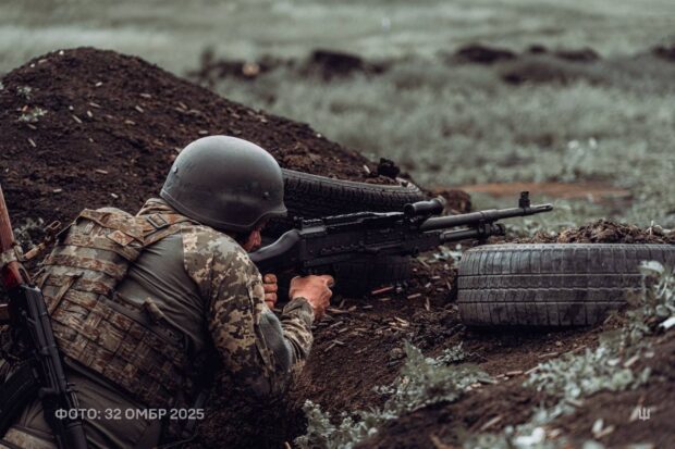На Харківському напрямку минулої доби відбулося три боєзіткнення, на Куп’янському зафіксовано десять атак росіян - Генштаб ЗСУ