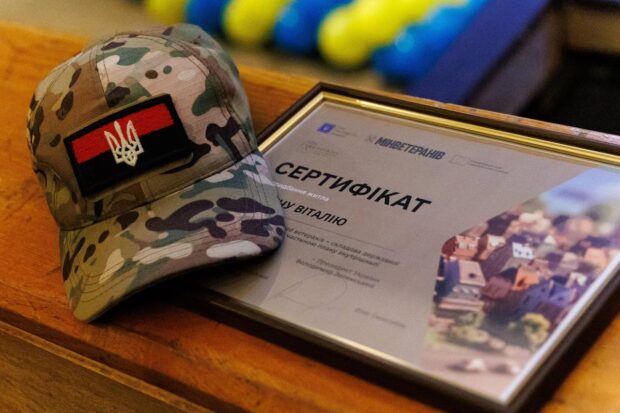На Харківщині 72 ветерани та родини захисників отримали сертифікати на нове житло