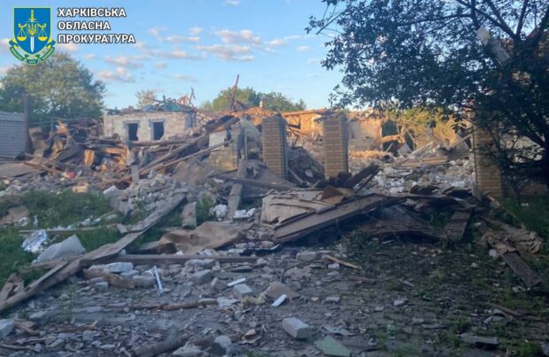Ворог не припиняє тероризувати Харківщину: двоє людей загинули, ще семеро постраждали