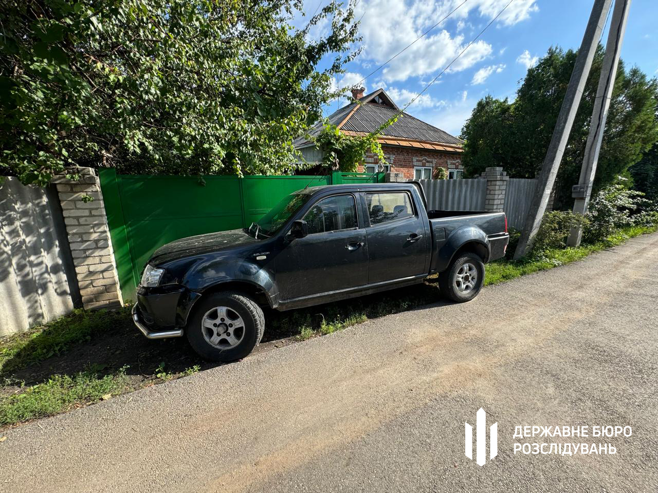 У Харкові затримали прикордонника, який торгував автомобілями, ввезеними для потреб ЗСУ