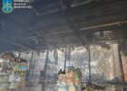 Ракетна атака по передмістю Харкова: одна людина загинула, ще вісім постраждали — серед них рятувальники