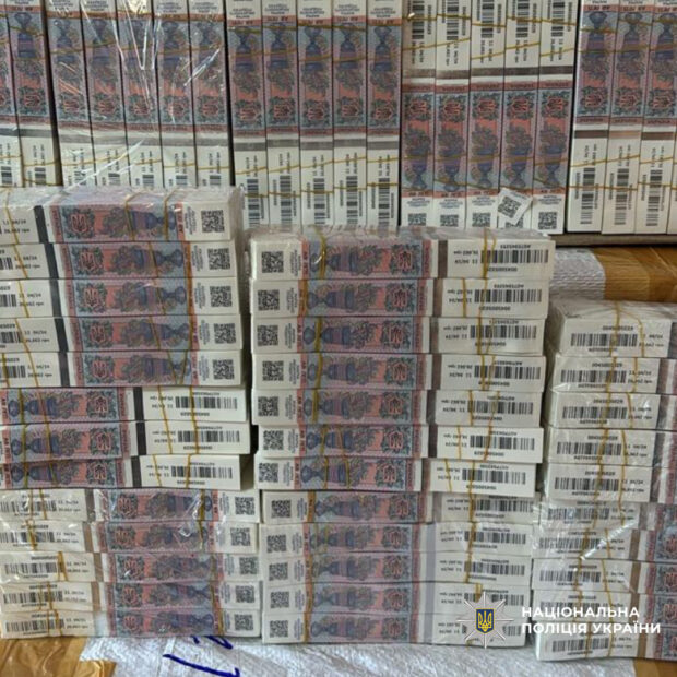 На Харківщині викрито та припинено масштабне виробництво підроблених акцизних марок для алкогольної продукції