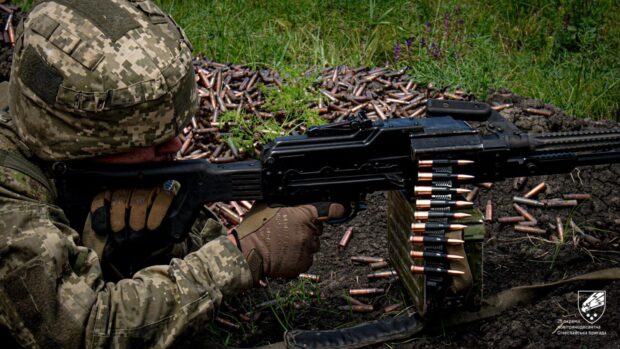На Південно–Слобожанському напрямку росіяни атакували 4 рази, на Куп’янському вчора відбулося 6 ворожих атак - Генштаб ЗСУ