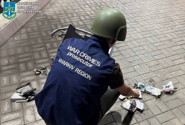 Правоохоронці зафіксували наслідки ударів БпЛА ворога по Харкову: є постраждала