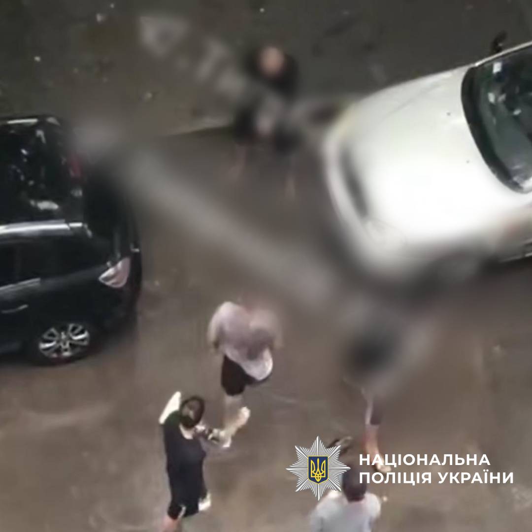 У Харкові відправили до в’язниці 44-річного чоловіка, який стріляв у ветерана та побив його