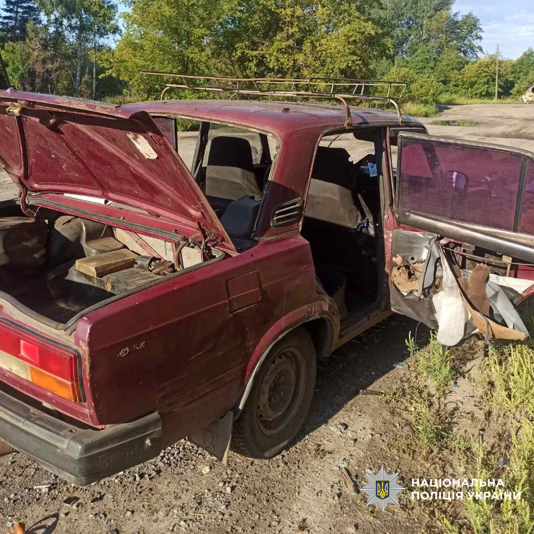 Росіяни вдарили по цивільному автомобілю на Вовчанщині