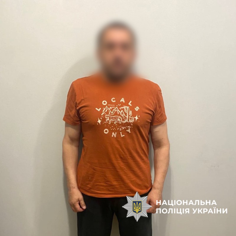 Побив та залишив помирати: у Харкові зтримали чоловіка