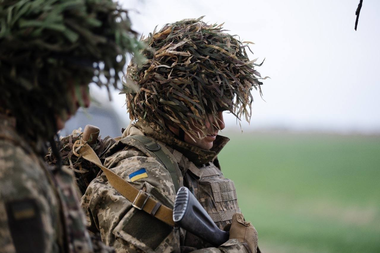 На Харківщині окупанти сім разів атакували позиції українських захисників — Генштаб ЗСУ