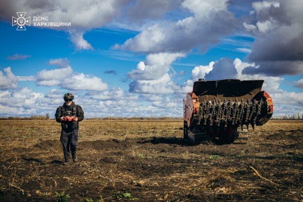 Впродовж тижня на Харківщині сапери ДСНС виявили та знешкодили понад 500 вибухонебезпечних предметів