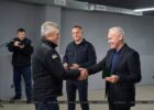 Терехов нагородив харків’ян, які рятували дітей після обстрілу