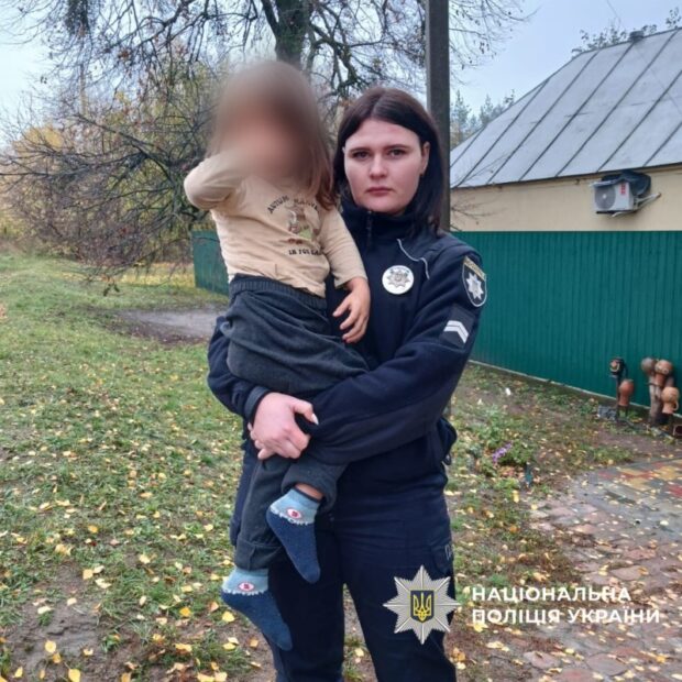 Поліція врятувала 4-річну дитину від небезпечних умов проживання на Харківщині
