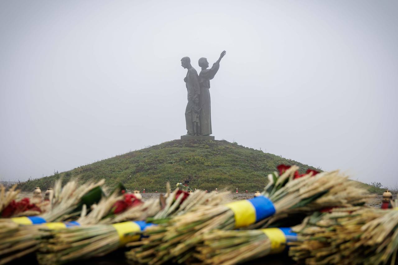 На Харківщині вшанували пам’ять українців, які стали жертвами голодоморів