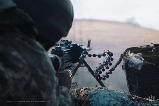 Росіяни сім разів атакували позиції українських захисників на Харківщині - Генштаб ЗСУ