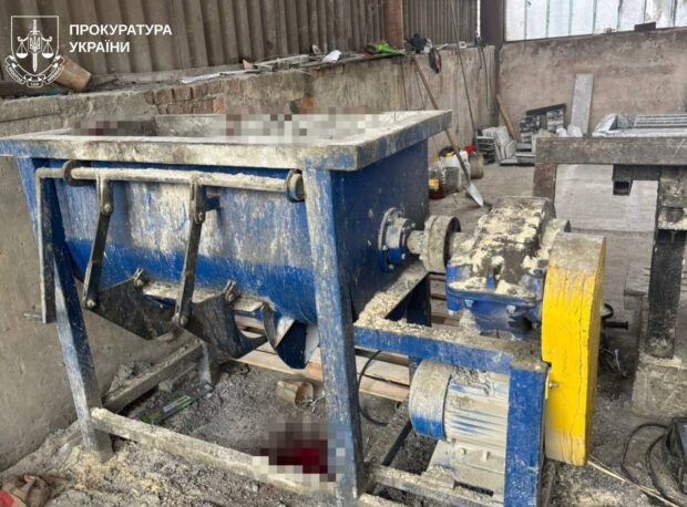 На незаконному виробництві у Харківській області загинув неповнолітній