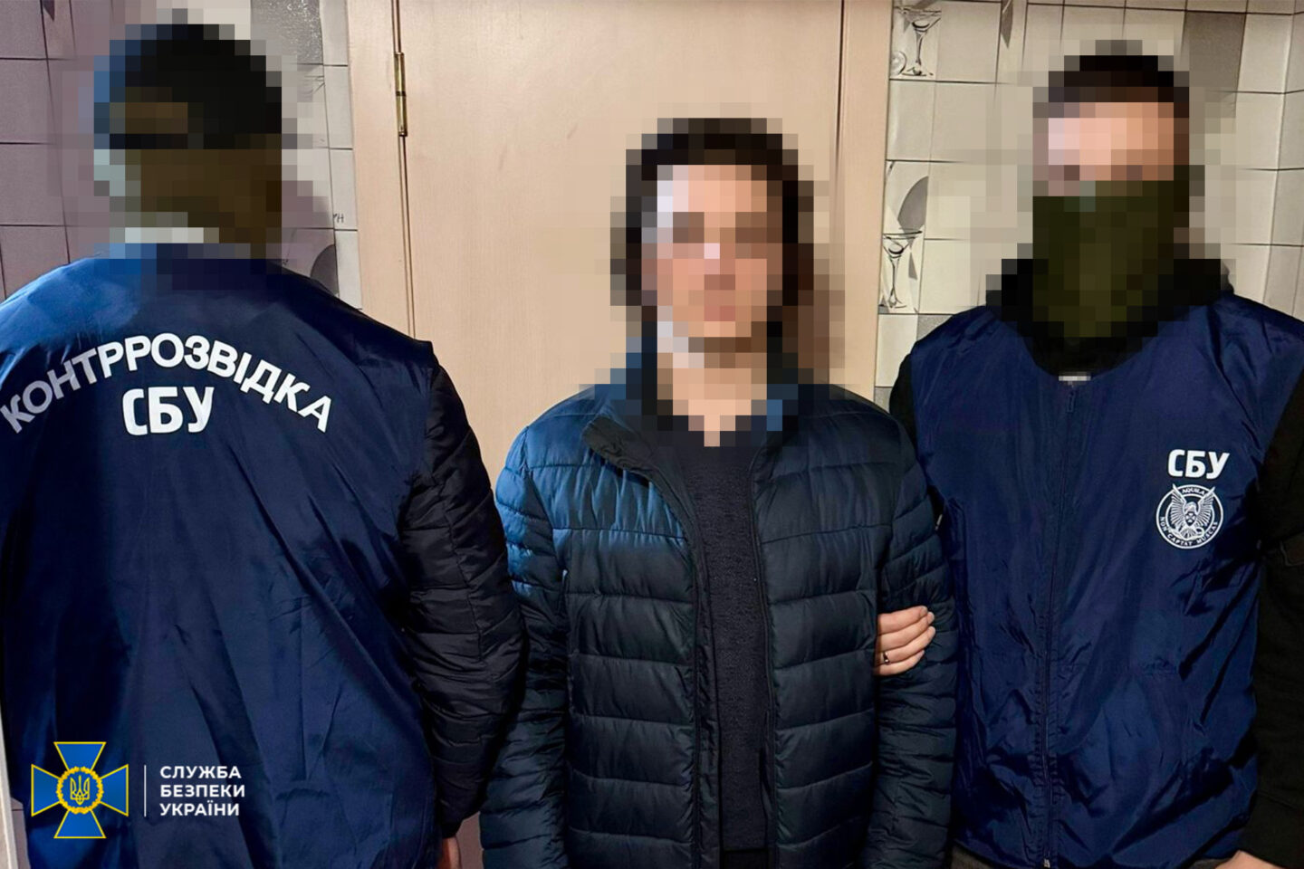 У Харкові затримали агента фсб, який почав працювати на ворога після того, як його матір затримали на підготовці теракту