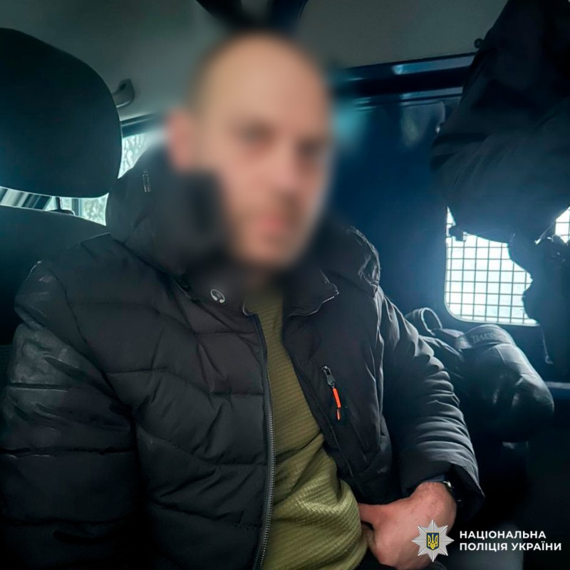 Стрільба в під'їзді Харкова: поліція затримала чоловіка за хуліганство