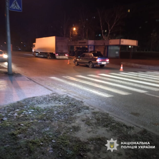 ДТП у Салтівському районі: 11-річний хлопець постраждав на пішохідному переході