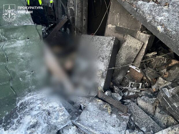 Росіяни атакували Харків: загинула людина, ще 11 постраждали - прокуратура