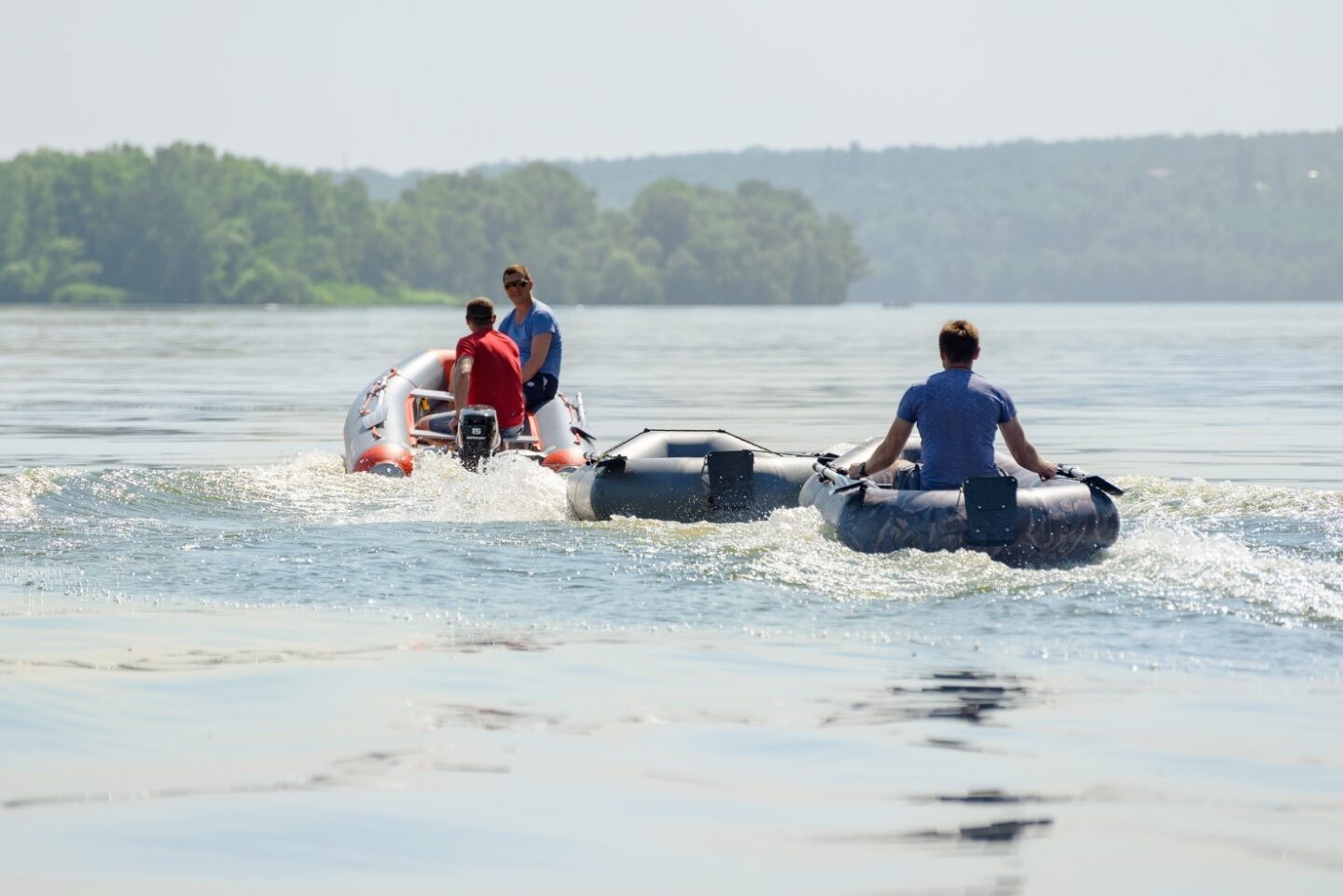Переваги надувних човнів перед жорсткими