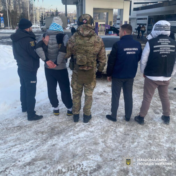 Поліція викрила канал незаконного переправлення чоловіків через кордон за $20 000