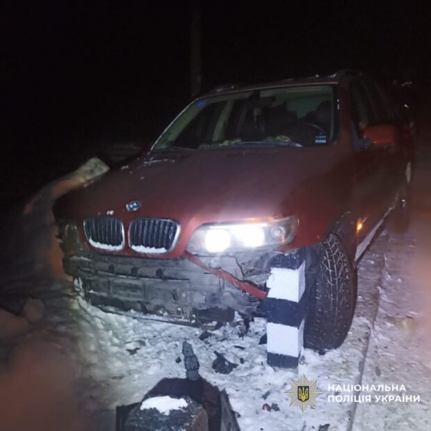 У Чугуєві дівчину повідомили про підозру за крадіжку авто