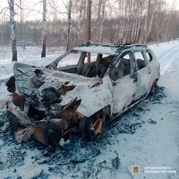 Дрон знищив поліцейський автомобіль при евакуації на Харківщині