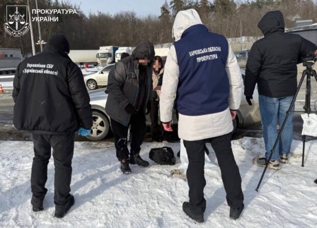 У Харкові затримали чоловіка, який за 9 000 доларів США обіцяв організувати фіктивну інвалідність «під ключ»