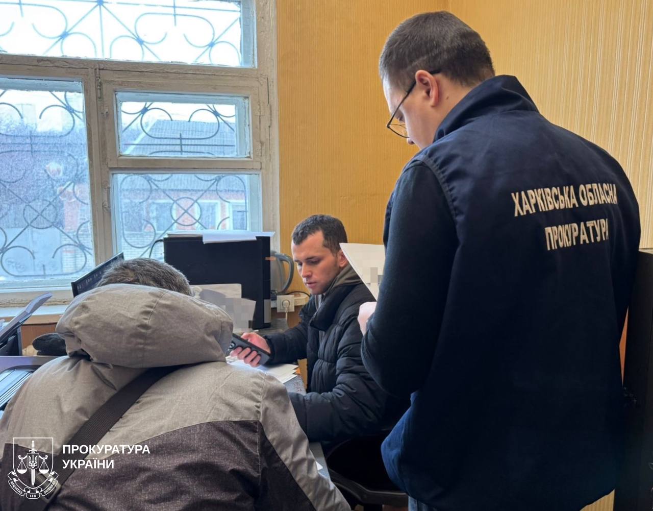 У Харкові керівник підприємства підозрюється у привласненні коштів на ремонті ліцею