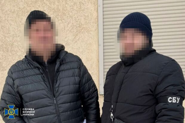 У Харкові вкрили ділків, які оформлювали ухилянтів «викладачами», щоб зробити їм бронь від призову