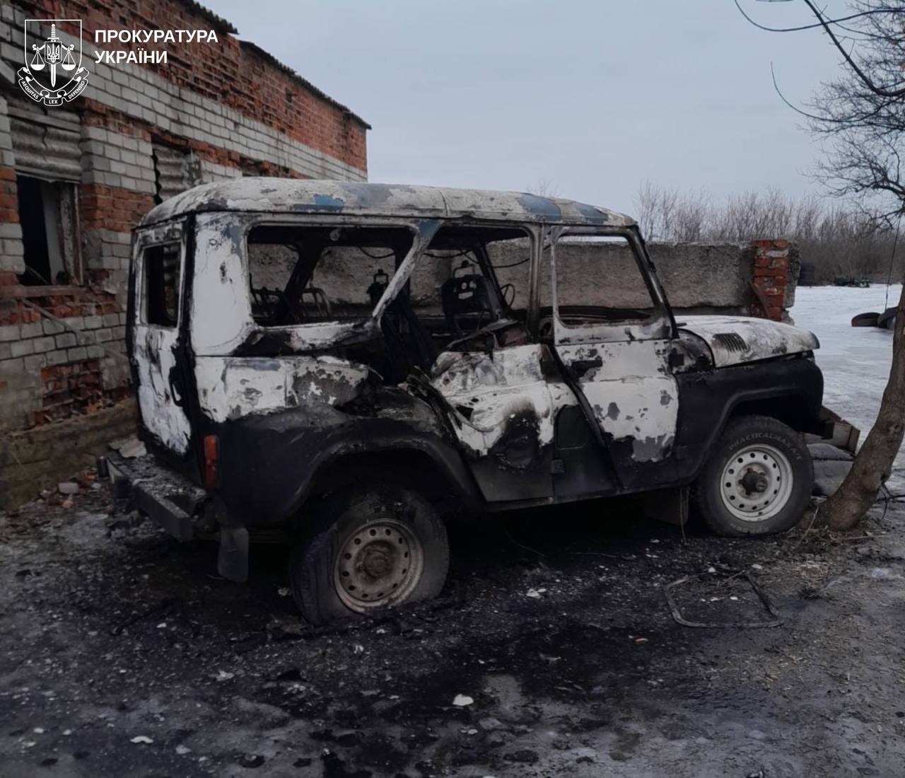 Чергові російські удари по Харківщині: загинула жінка, пошкоджено житло та знищено автівки