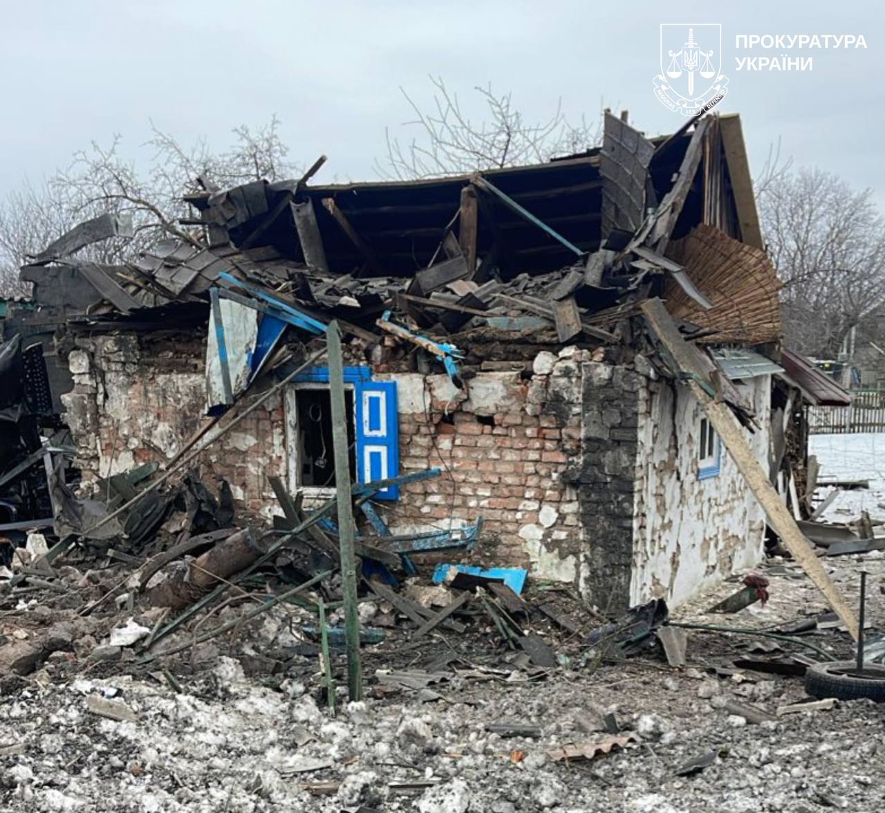 Правоохоронці документують наслідки масованого ворожого удару по Лозовій