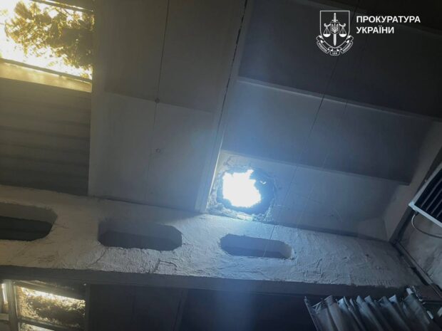 Росіяни вдарили вдарила по Харкову та області: постраждали чотири людини, серед них — діти