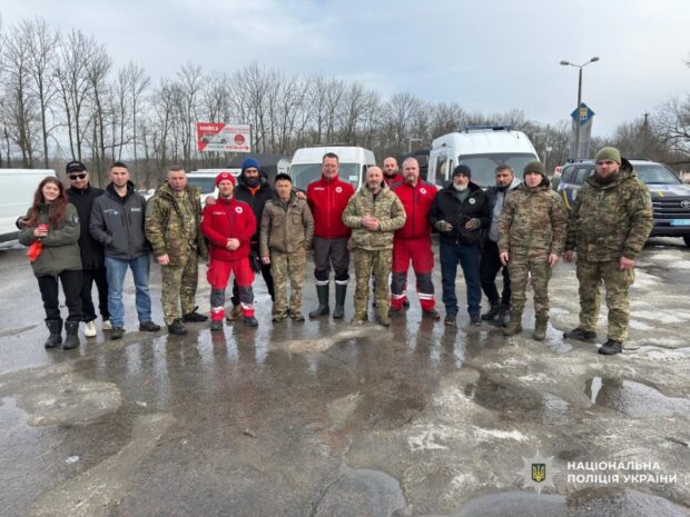 Поліція евакуювала 19 коней зі Старосалтівської громади Харківської області