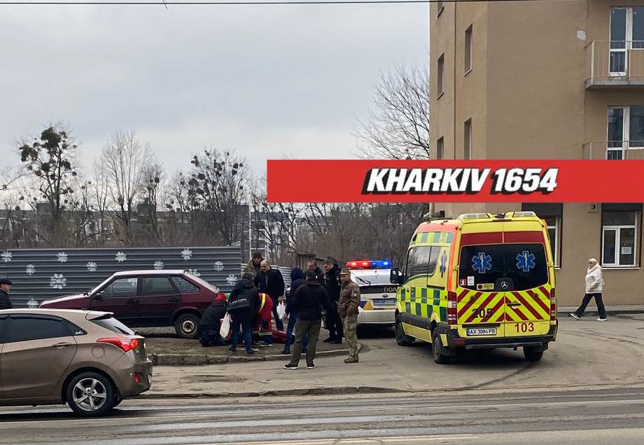 У Харкові посеред вулиці помер 62-річний чоловік