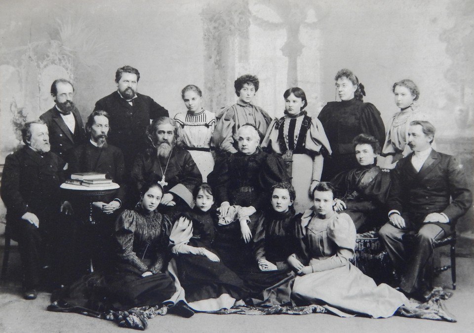 Христина Алчевська: як потайки здобута освіта змінила долю тисяч українок