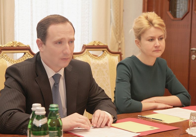 Ігор Райнін та Юлія Світлична у Харківській ОДА, 2015 рік.