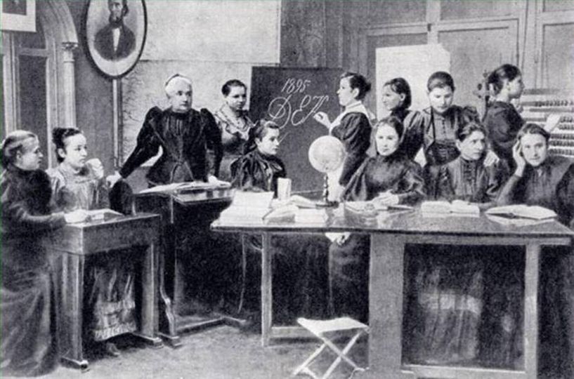 Христина Алчевська: як потайки здобута освіта змінила долю тисяч українок