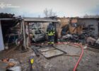 У Малій Рогані загорілися гаражі й авто після російського удару