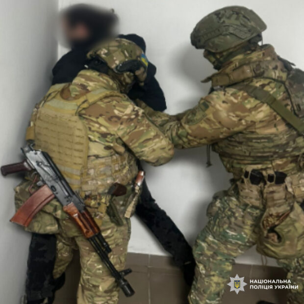 Поліція викрила міжрегіональну групу наркотрафіку на Харківщині