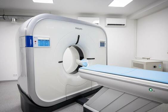 Зміївській ЦРЛ передали комп'ютерний томограф — медичні послуги в Харківській області