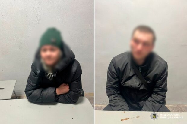 У Харкові затримали чоловіка та жінку, які посеред вулиці пограбували незнайомця