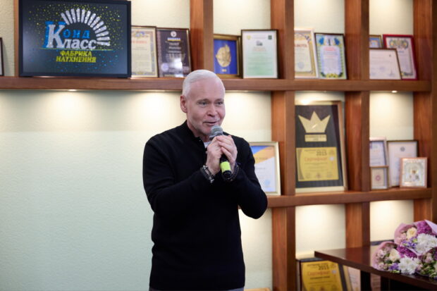 "Харків комуністичний": Терехов відповів на публікацію про те, що будує політику на боргах за електрику та газ