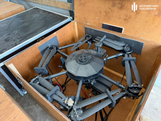 Став мільйонером на продажі бойових дронів: на Харківщині затримали командира батареї