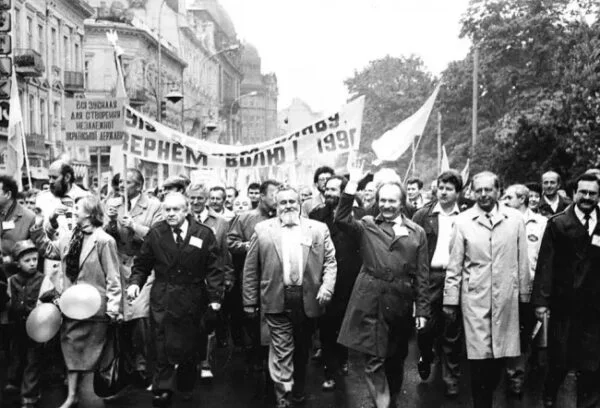 День праці у Львові, який раніше називали “Львівська маївка”, 1990 рік