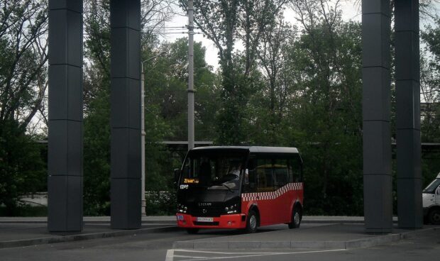 Через заборону руху автобуси №21 і 60 тимчасово не курсують