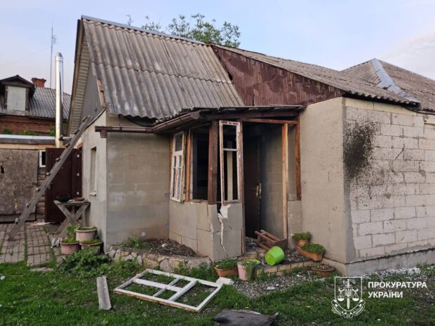 Внаслідок російських атак по Харківщині загинули троє людей, є постраждалі